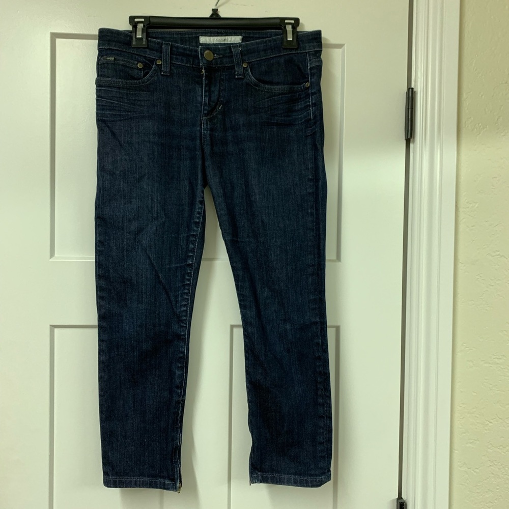 ON HOLD Joe’s Jeans Skinny Crop Jeans 28